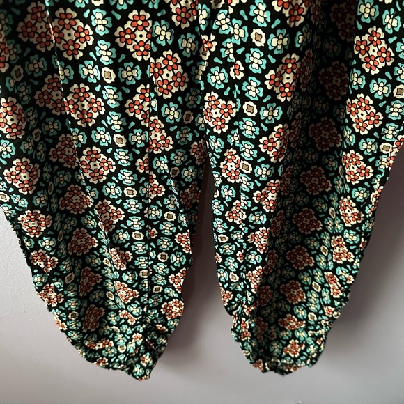 American Rag Black Floral Pants w/Pockets Size 1X - Picture 4 of 12